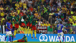 Brasil fez último gol de falta em amistoso contra Coreia (PAUL CHILDS/REUTERS - 2.12.2022)
