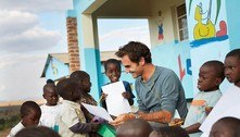 Federer doou mais de R$ 83 milhões para construção de escolas