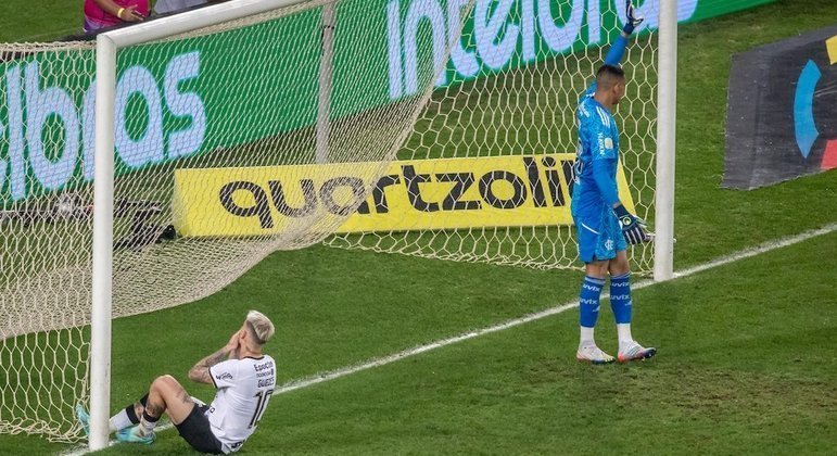 Corinthians busca empate, mas perde do Flamengo nos pênaltis e é vice da  Copa do Brasil - Gazeta Esportiva