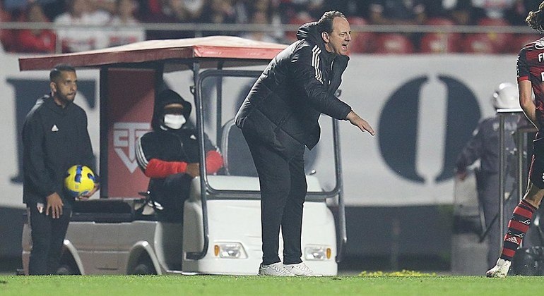 Rogério Ceni em partida do São Paulo pelo Brasileirão