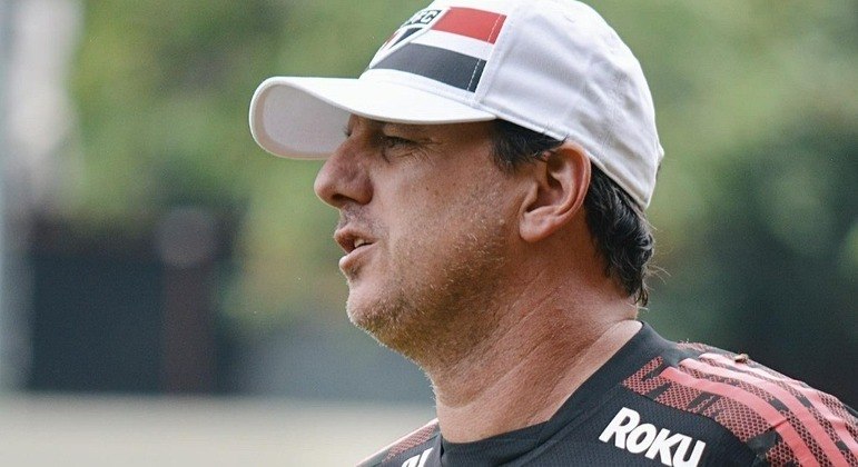 Rogério Ceni comanda o primeiro treino do São Paulo em 2022