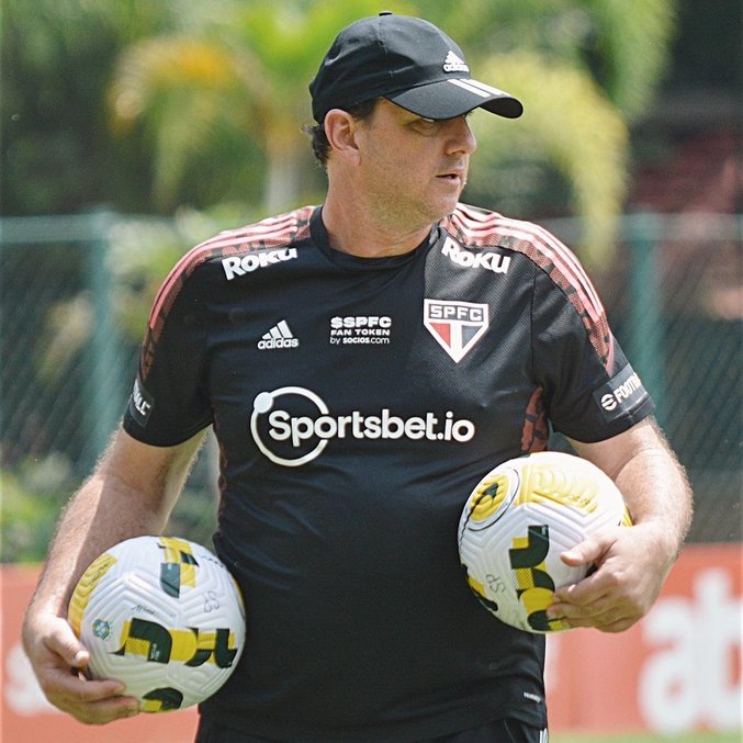 Rogério Ceni comanda treino do São Paulo para a última rodada
