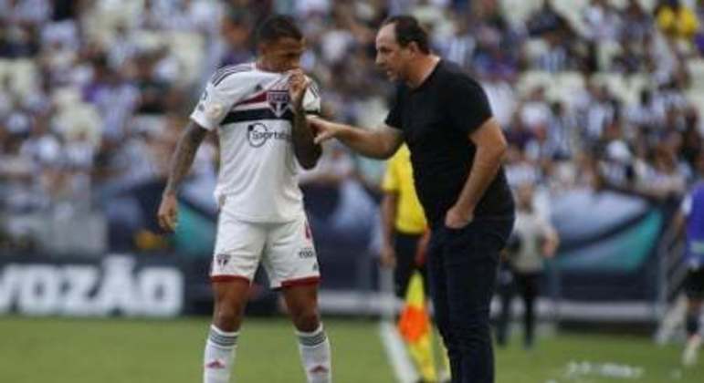 Rogério Ceni e Diego Costa - Ceará x São Paulo - Brasileirão