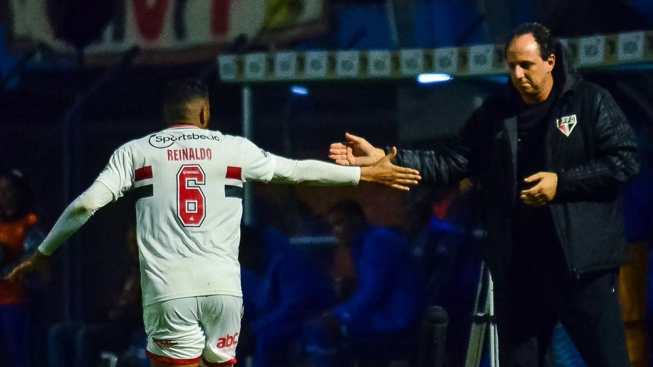 Reinaldo se torna o maior lateral-esquerdo artilheiro do São Paulo