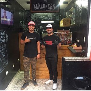 Rogério e Tayslan, sócios da Malokero Burger
