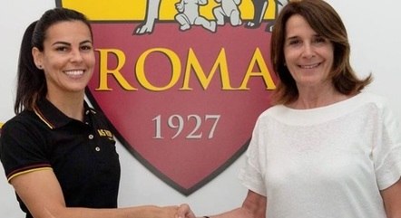Thaisa foi contratada para jogar no time feminino da Roma