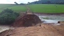 Açude se rompe na zona rural de Ouro Fino (MG); nível de rio se eleva