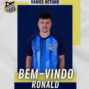 Ronald foi oficializado como no o jogador do Água Santa