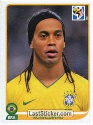 Ronaldinho Gaúcho (2010) - Presente nas duas edições anteriores de Copa do Mundo, em 2010 o 'Bruxo' já não era tão cotado para o Mundial.