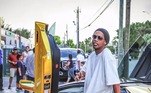 Se tem um 'rolê' que não é nada aleatório na vida de Ronaldinho Gaúcho é a coleção de carros poderosa do craque. Ídolo do futebol brasileiro, o ex-jogador tem na garagem modelos milionários que chegam à casa dos dois dígitos de milhão e são superexclusivos, com menos de 500 unidades no mundo. Assim como outros craques da bola, como Haaland, Aguero e Messi, o Bruxo faz questão de ostentar os carrões que coleciona, e aqui você pode conferir os luxos que o campeão do mundo com a Amarelinha escolheu para tirar uma onda nas ruas das várias cidades onde morou