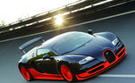 Bugatti VeyronAbsolutamente exclusivo, o modelo mais caro da garagem do Bruxo só foi fabricado 450 vezes. O carrão do ídolo do futebol brasileiro chega aos 450 km/h e é, entre os legalizados para andar na rua, o mais rápido do mundo. A 'brincadeirinha' custa em torno de R$ 10 milhões (na cotação atual)