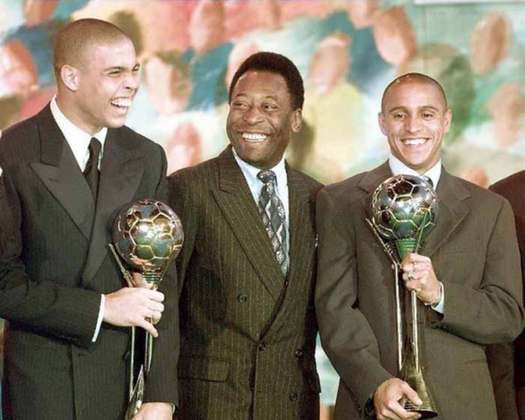 Ronaldo (1997) – Clube que defendia: Inter de Milão – Segundo e terceiros colocados: Roberto Carlos e Dennis Bergkam (e Zinédine Zidane, empatado)