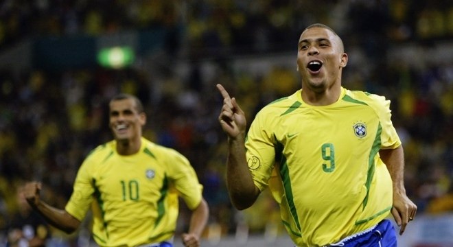 Exemplo para Neymar, Ronaldo foi da dor à consagração em 2002 - Esportes -  R7 Copa 2018