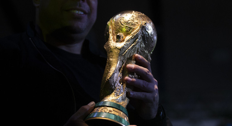Seleção brasileira, então com Ronaldo Fenômeno, foi campeã pela última vez em 2002