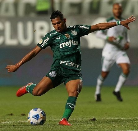 Rony (26 anos) - posição: atacante - clube: Palmeiras - Valor de mercado: 9 milhões de euros (R$ 56,14 milhões)