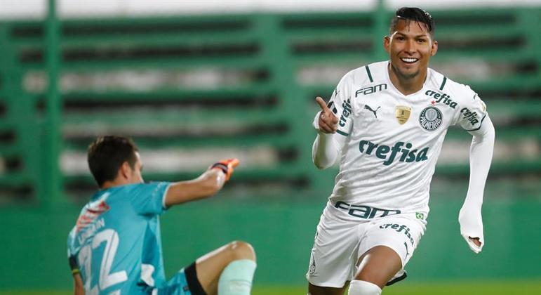 Rony fez dois gols para confirmar a fama de 'senhor Libertadores'