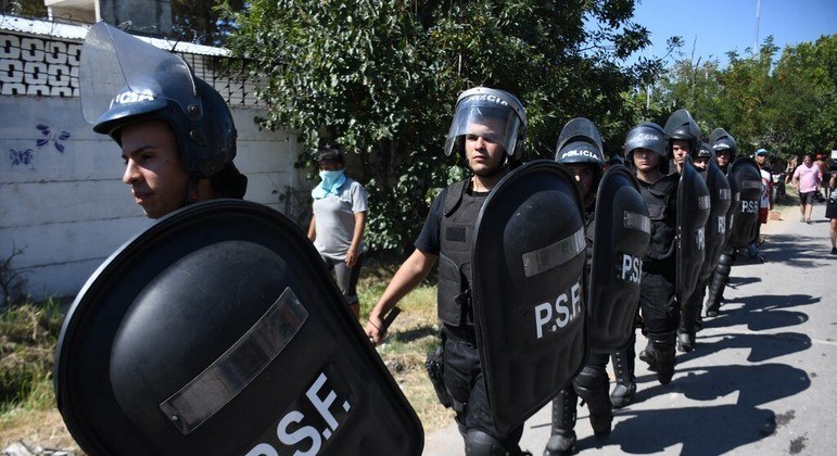 Presidente da Argentina envia o exército para combater o narcotráfico em Rosário