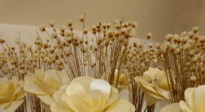 rosas de papel - lembrancinha com rosas de papel 