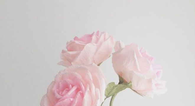 rosas de papel - rosa de papel crepom rosa 