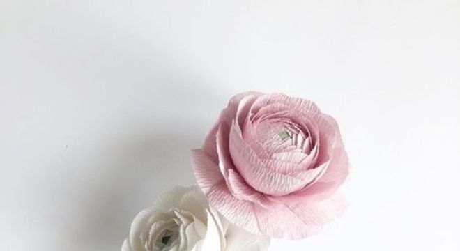 rosas de papel - rosas branca e rosa 