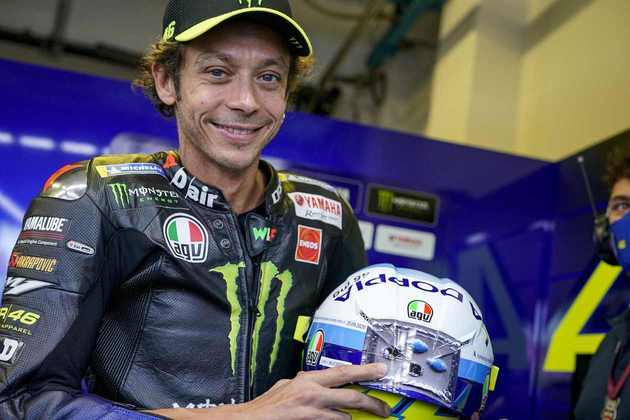Rossi apresentou novo capacete: consumiu a segunda pílula de viagra