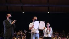 SP anuncia investimento de R$ 1,5 bi em abono para educadores