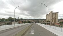 Suspeitos roubam carro de motorista de aplicativo e fazem arrastões na zona leste de SP