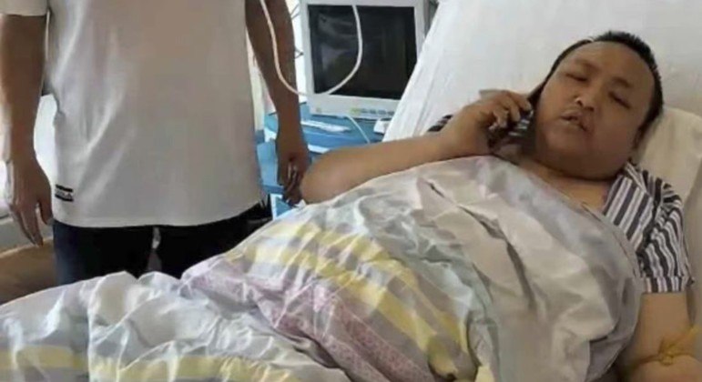 Li foi resgatado e levado em estado grave a um hospital chinês