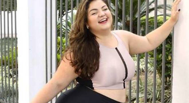 roupa de ginástica plus size