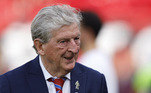 Roy HodgsonIdade: 75 anosÚltimo trabalho: Crystal Palace - Inglaterra (até maio deste ano)Técnico desde 1976, deixou a aposentadoria nos últimos meses para treinar o Crystal Palace na reta final do campeonato inglês, e conseguiu livrar o clube do rebaixamento. Agora, pensa em retomar a carreira