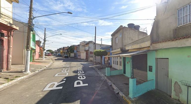 Um dos suspeitos foi encontrado na rua rua Arlindo Pereira Lima, no Itaim Paulista