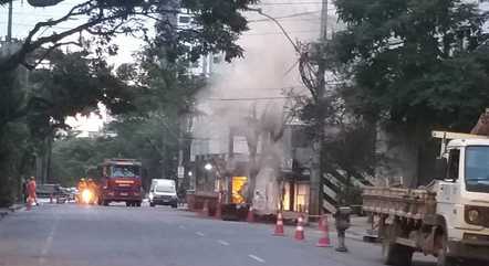 Não houve feridos, segundo os bombeiros