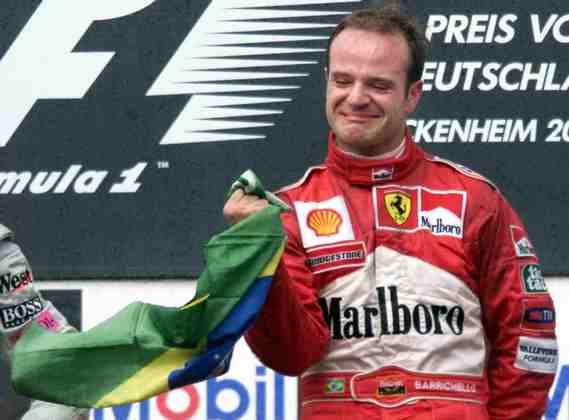Rubens Barrichello, um dos maiores nomes da história do automobilismo brasileira, venceu o seu primeiro GP na Fórmula 1 há exatos 20 anos. Relembre nesta galeria, em imagens, momentos marcantes daquele grande prêmio. No fim, o brasileiro se emocionou com o triunfo. Confira a seguir: