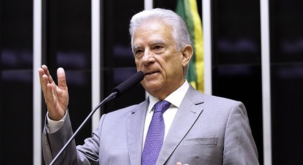 Na imagem, deputado Rubens Bueno (Cida-PR)