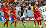 Rudiger comemora o gol da Alemanha contra a Espanha, mas o tento foi cancelado por impedimento