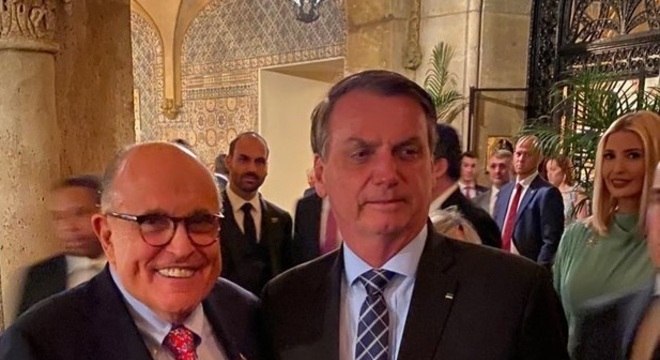 Ex-prefeito de Nova York Rudy Giuliani posta foto com Jair Bolsonaro