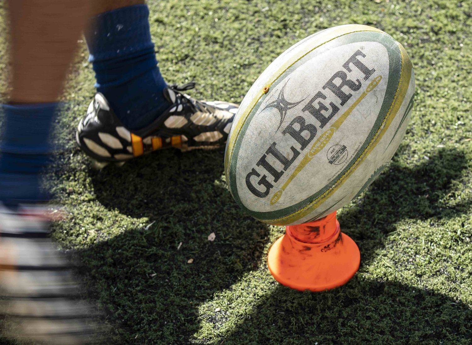 Taça da Copa do Mundo de Rugby visita projeto social em Paraisópolis -  Gazeta Esportiva