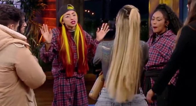 Ruivinha e Deolane brigam novamente