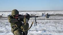 Rússia anuncia fim das manobras perto da fronteira ucraniana