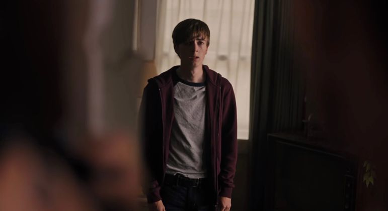 Ator de 'Riverdale' que matou a mãe teme sofrer violência na cadeia