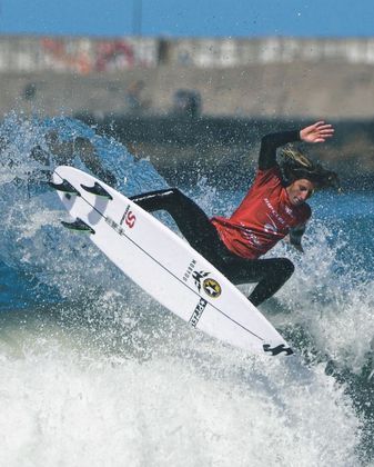 Ryan Kainalo, Ryan Kainalo surfe