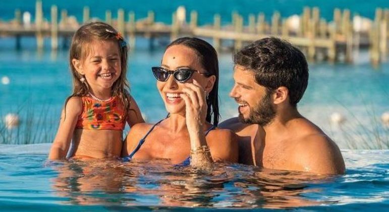 Sabrina Sato e Duda Nagle querem guarda compartilhada da filha, Zoe