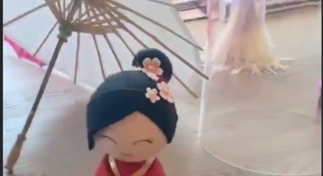 sabrina sato festa zoe