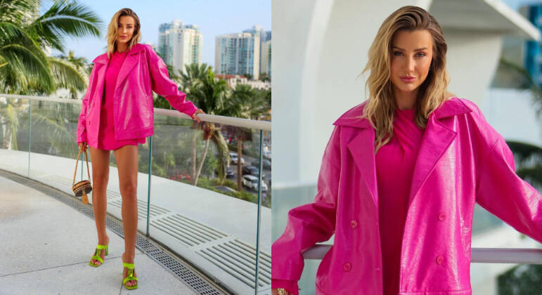 Continuando no conceito de cores complementares, Ana combinou um visual todo rosa com uma sandália verde neon. Para não trazer ainda mais informações para o look, a influenciadora optou por usar uma bolsa neutra