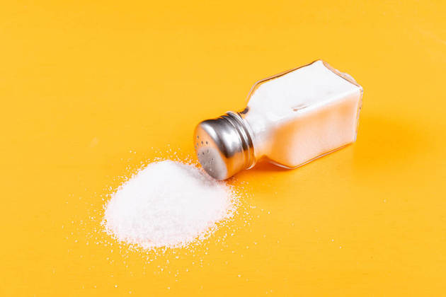 SalO sal é um conservante natural e tem uma vida útil praticamente ilimitada. Contudo, é importante protegê-lo da umidade para evitar a formação de grumos