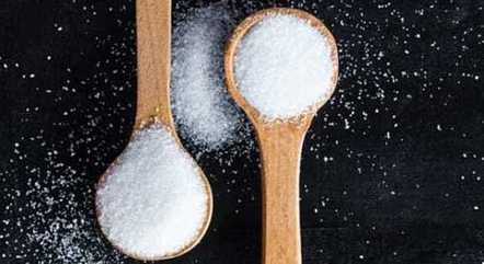 Sal e açúcar: saiba como reduzi-los da dieta