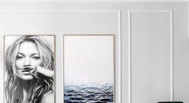 Sala de estar rosa e classic blue