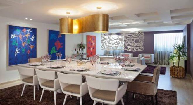 sala de jantar com cores neutras