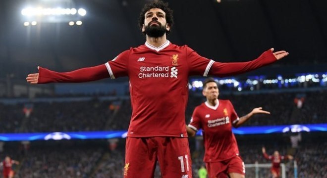 Salah já se intrometeu entre Messi e Cristiano Ronaldo. Tirou espaço de Neymar