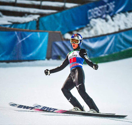 Salto de esqui: Essa modalidade tem muita alternância entre o austríaco Stefan Kraft, tricampeão mundial, e o japonês Ryoyu Kobayashi, principal nome nos últimos anos. 